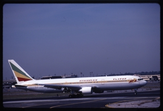 Image: slide: Ethiopian Airlines, Boeing 767-300