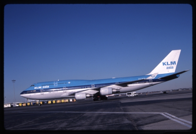 Slide: KLM Asia, Boeing 747-400
