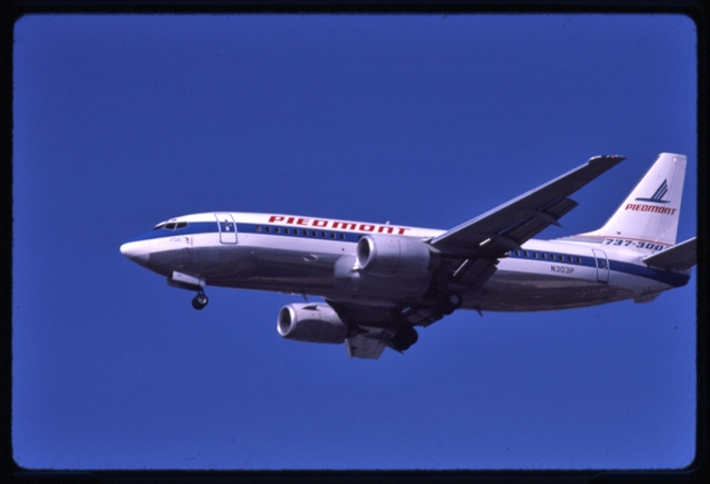 Slide: Piedmont Airlines, Boeing 737-300, Newark International Airport (EWR)