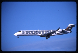Image: slide: Frontier Airlines, Bombardier CRJ700, San Jose International Airport (SJC)