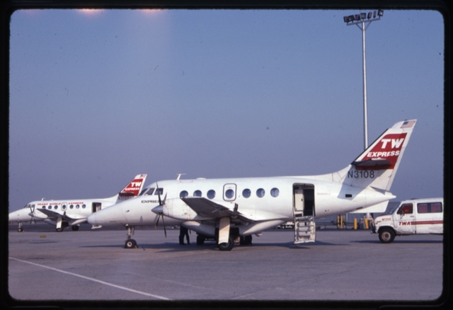 Slide: TW Express, British Aerospace Jetstream 31
