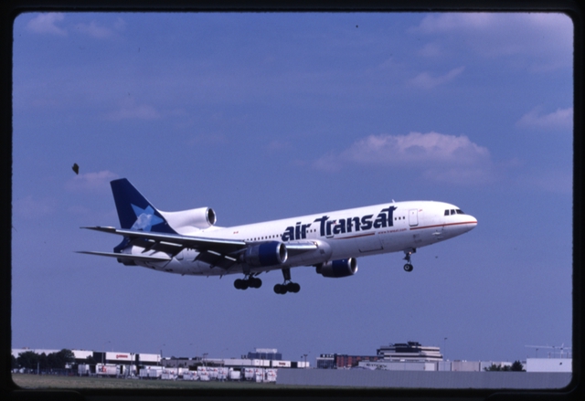 Slide: Air Transat, Lockheed L-1011-500, Toronto Pearson International Airport (YYZ)