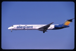 Image: slide: Allegiant Air, McDonnell Douglas MD-83, San Jose International Airport (SJC)