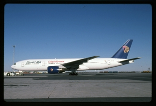 Image: slide: EgyptAir, Boeing 777-200, John F. Kennedy International Airport (JFK)