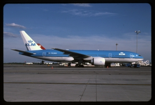 Image: slide: KLM (Royal Dutch Airlines), Boeing 777-200