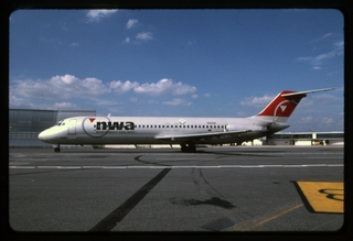 Image: slide: Northwest Airlines, Douglas DC-9 Series 30