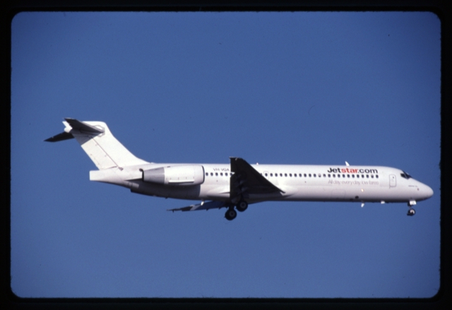 Slide: Jet Star, McDonnell Douglas MD-80, Melbourne Airport (MEL)
