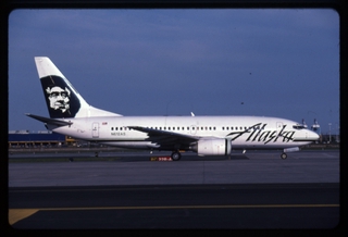 Image: slide: Alaska Airlines, Boeing 737-300, Newark International Airport (EWR)