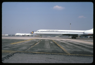 Image: slide: Aeroflot Soviet Airlines, Ilyushin Il-62, John F. Kennedy International Airport (JFK)