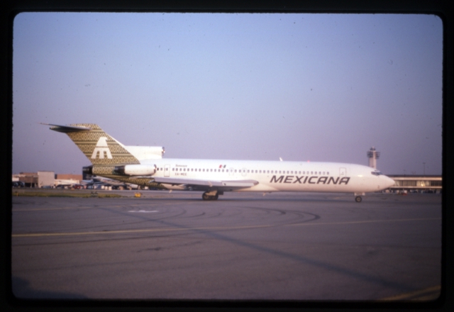 Slide: Mexicana Airlines, Boeing 727, John F. Kennedy International Airport (JFK)