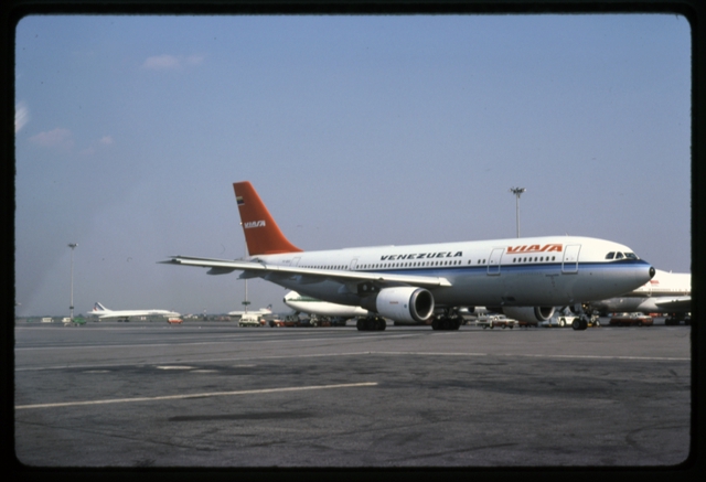 Slide: VIASA International Airways, Airbus A300, John F. Kennedy International Airport (JFK)