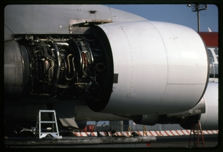 Image: slide: Northwest Airlines, Boeing 747