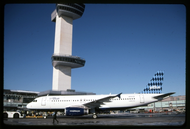 Slide: JetBlue Airways, Airbus A320-232