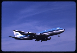 Image: slide: KLM (Royal Dutch Airlines), Boeing 747-300, John F. Kennedy International Airport (JFK)