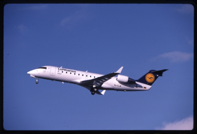 Slide: Lufthansa German Airlines, Bombardier CRJ100, Amsterdam Airport Schiphol (AMS)