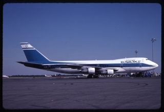 Image: slide: El Al Israel Air, Boeing 747-200, John F. Kennedy International Airport (JFK)