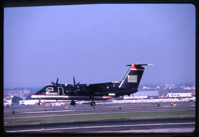 Slide: US Airways Express, de Havilland DH-8-200, Newark International Airport (EWR)