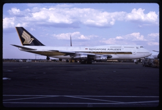 Image: slide: Singapore Airlines, Boeing 747-300