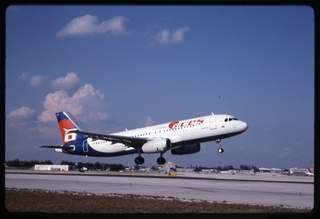 Image: slide: Aces Colombia, Airbus A320, Miami International Airport (MIA)