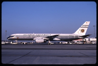 Image: slide: Avianca - Colombia Airlines, Boeing 757-200, John F. Kennedy International Airport (JFK)