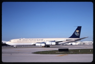 Image: slide: Saudia Airlines, Boeing 707-320, Miami International Airport (MIA)