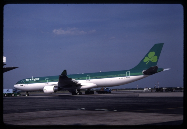 Slide: Aer Lingus, Airbus A330-300
