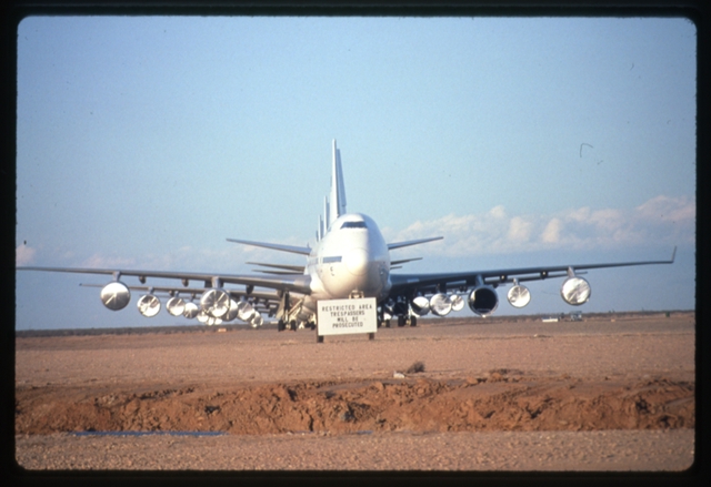 Slide: Boeing 747, Mohave Airport (MHV)