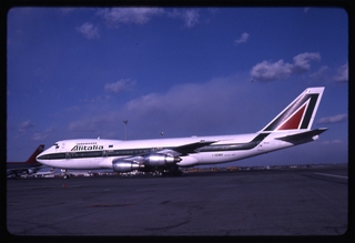 Image: slide: Alitalia, Boeing 747-200