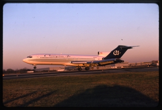 Image: slide: Champion Air, Boeing 727-200, John F. Kennedy International Airport (JFK)