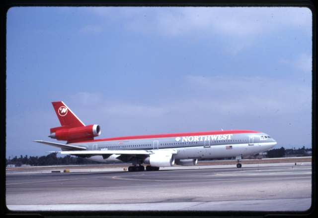 Slide: Northwest Airlines, McDonnell Douglas DC-10-40, Los Angeles International Airport (LAX)