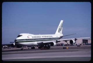 Image: slide: EVA (Evergreen Airways), Boeing 747-200, Los Angeles International Airport (LAX)
