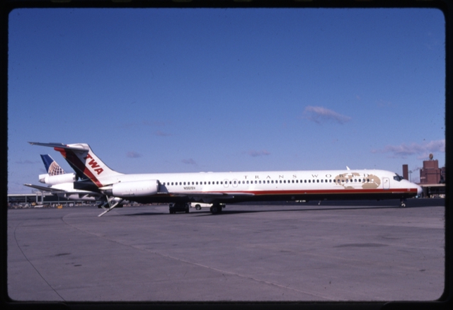 Slide: TWA (Trans World Airlines), McDonnell Douglas MD-80, Newark International Airport (EWR)