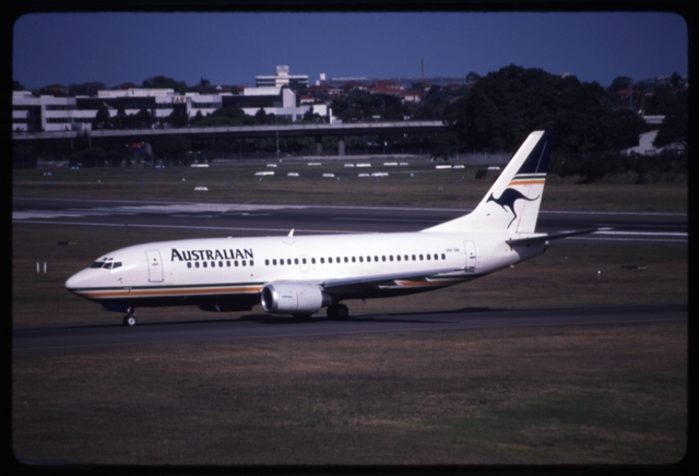 Slide: Australian Airlines, Boeing 737-500
