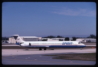 Image: slide: Spirit Airlines, McDonnell Douglas MD-80, Fort Lauderdale-Hollywood International Airport (FLL)