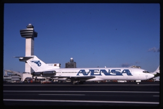 Image: slide: Avensa, Boeing 727-200, John F. Kennedy International Airport (JFK)
