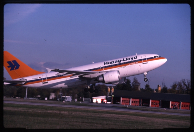 Slide: Hapag-Lloyd, Airbus A310-204, Frankfurt Airport (FRA)