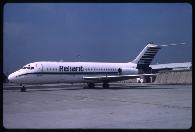 Slide: Reliant Airlines, Douglas DC-9, Los Angeles International Airport (LAX)