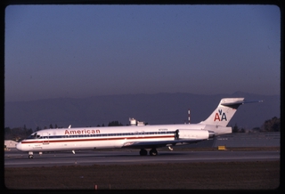 Image: slide: American Airlines, McDonnell Douglas MD-80, San Jose International Airport (SJC)