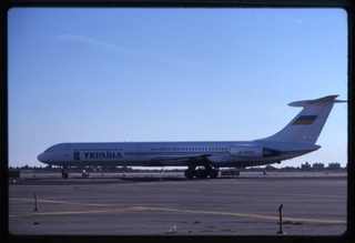 Image: slide: Ilyushin Il-62M, John F. Kennedy International Airport (JFK)