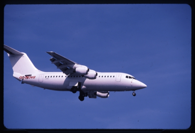 Slide: Air Nova, British Aerospace BAe-146, Newark International Airport (EWR)