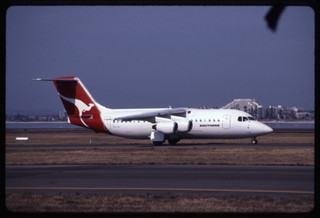 Image: slide: Qantas Southern Airways, British Aerospace BAe-146, Sydney Airport (SYD)