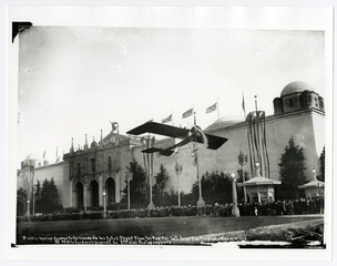 Image: photograph: Panama-Pacific International Exposition, Lincoln Beachy