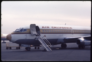 Image: slide: San Francisco International Airport (SFO), Air California Boeing 737 [digital image]