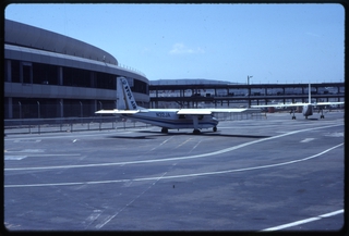 Image: slide: San Francisco International Airport (SFO), Stol Air Commuter, Britten-Norman Islander [digital image]