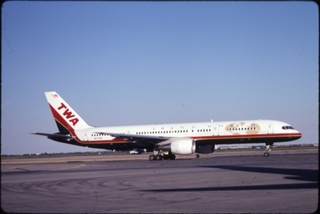 Image: slide: TWA (Trans World Airlines), Boeing 757-200, John F. Kennedy International Airport (JFK)