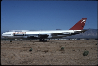 Image: slide: Northwest Airlines, Boeing 747-200