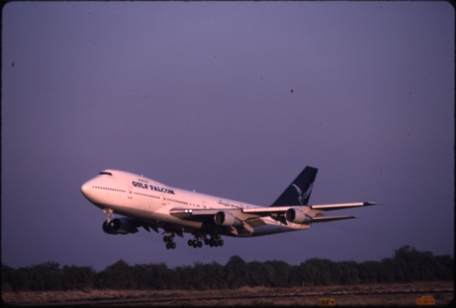 Slide: Gulf Falcon, Boeing 747-200