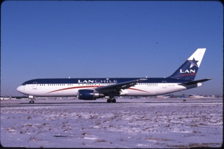 Image: slide: LAN Airlines, Boeing 767-300, John F. Kennedy International Airport (JFK)