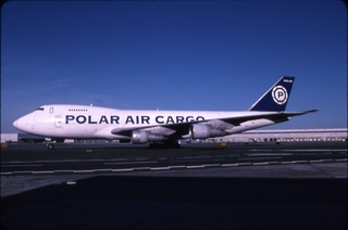 Image: slide: Polar Air Cargo, Boeing 747-200, John F. Kennedy International Airport (JFK)