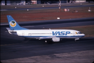 Image: slide: VASP, Boeing 737-300, Congonhas-Sao Paulo Airport (CGH)